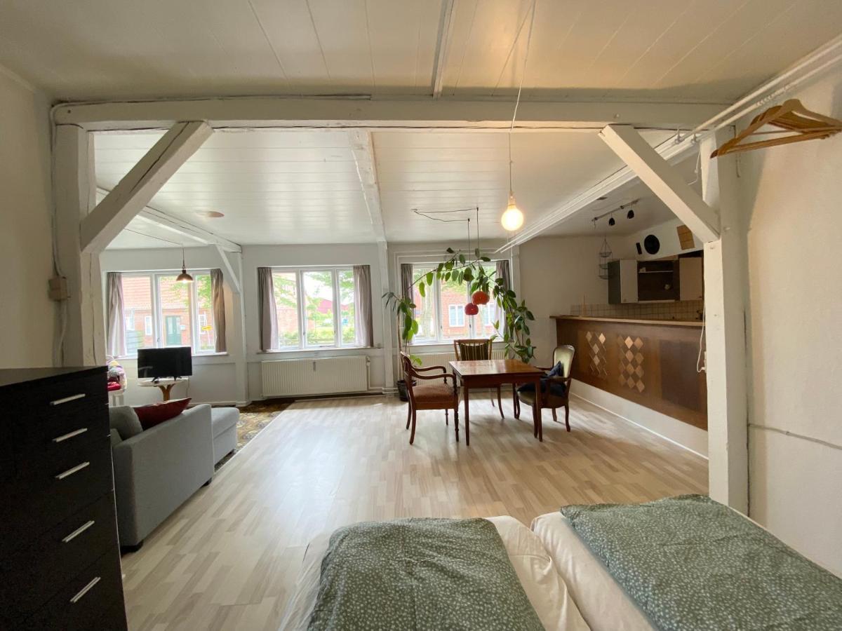 Studio Apartment In The Heart Of Hojer Экстерьер фото